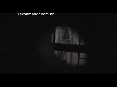 ❤️ Rubia es grabada en secreto por un voyeur del barrio escondido detrás de unos ladrillos huecos ❤❌ Video de porno de calidad en es.desixxxtube.ru ❌️